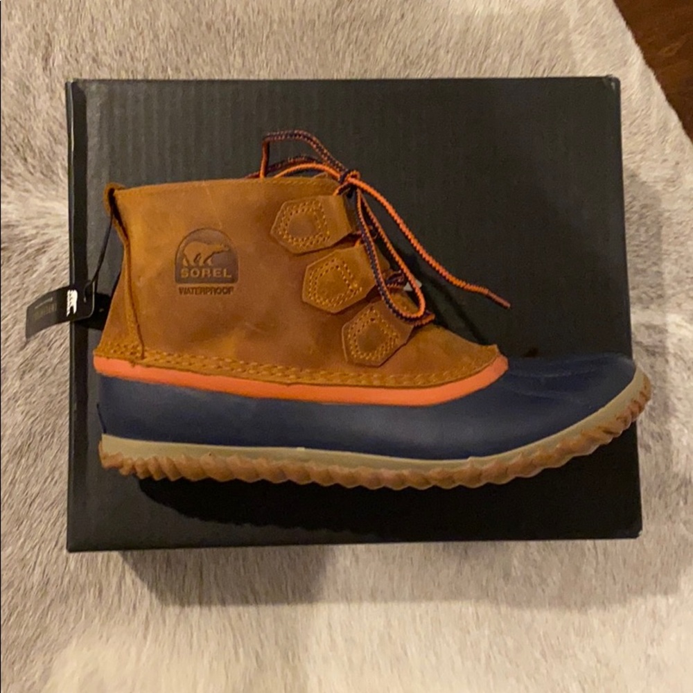 Sorel Out N About boots